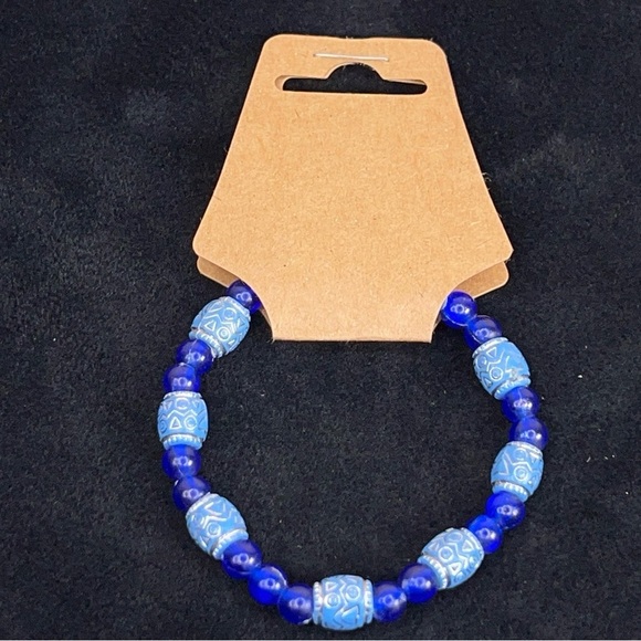 Blue Beaded Bracelet 7” Light Blue Dark Blue Tribal Design Boho - Picture 3 of 6